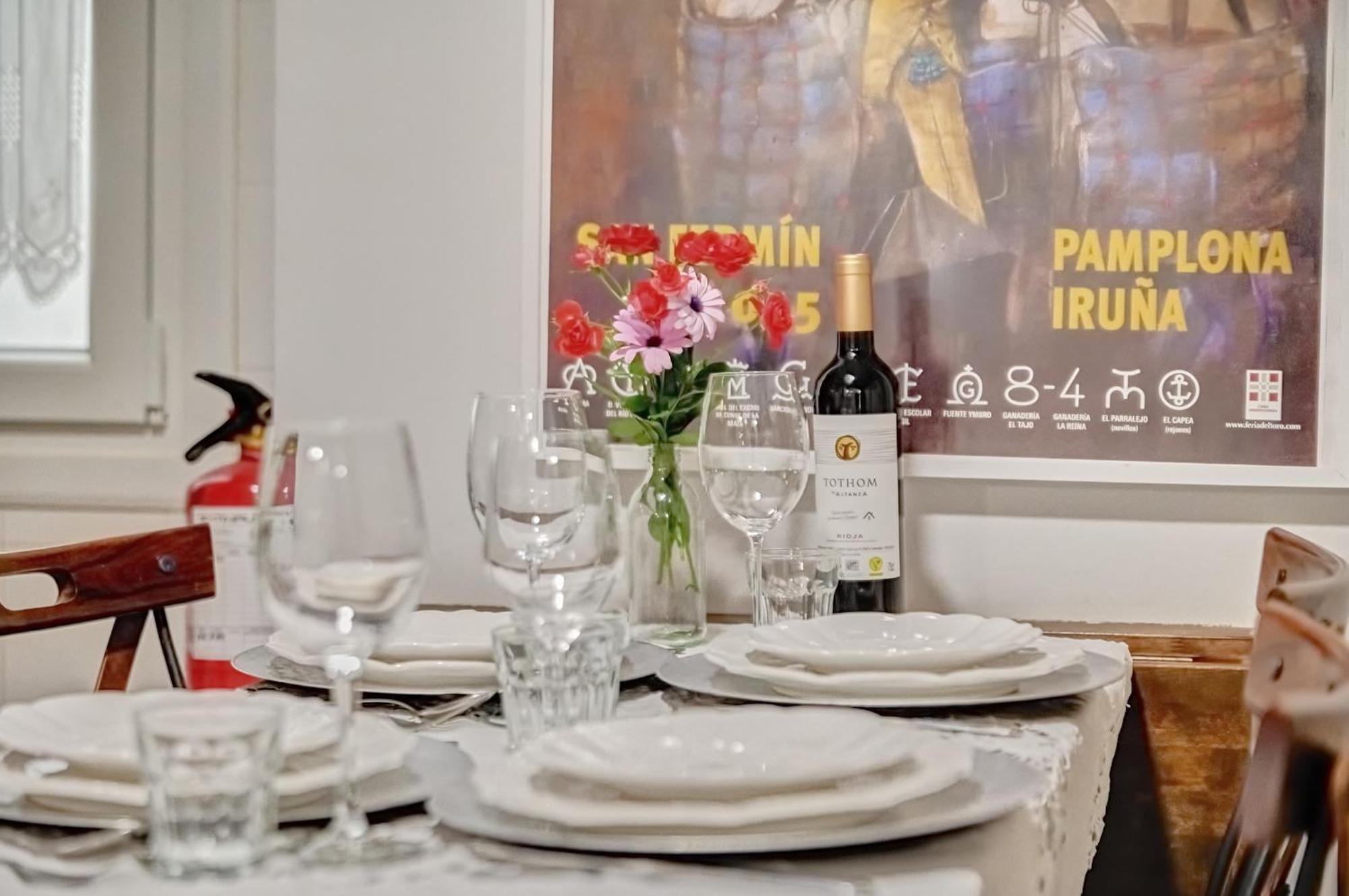 Heart Of Pamplona Apartments I By Clabao Екстериор снимка